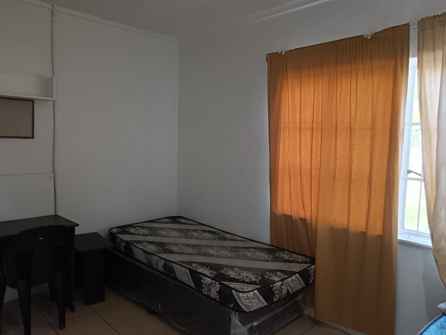 5 Bedroom Property for Sale in Brandwag Free State